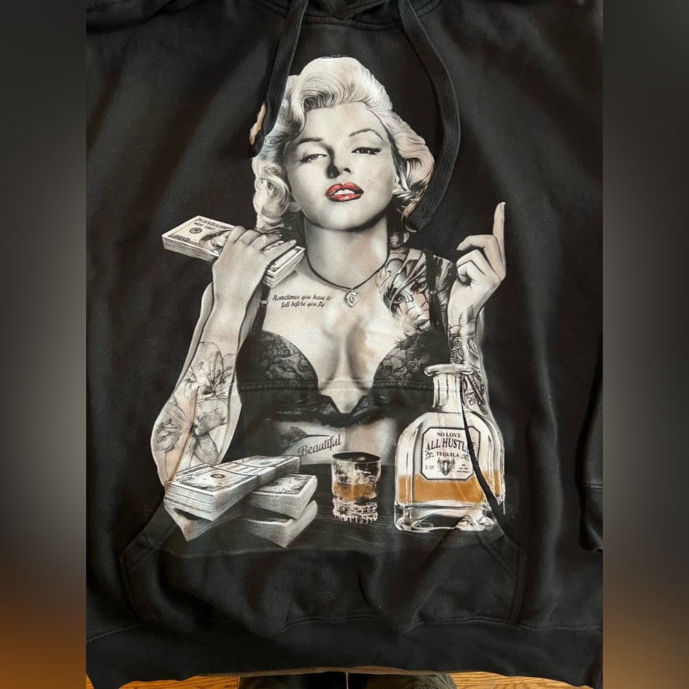 Marilyn Monroe Graphic Print Hooded Sweater Size XL - Picture 2 of 10